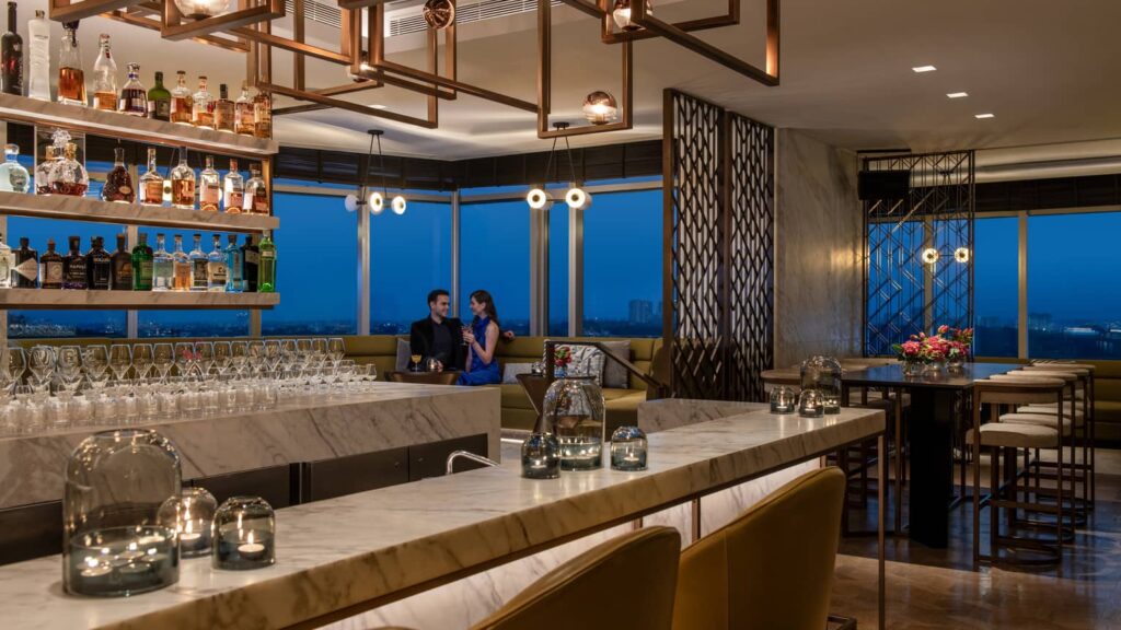 Four Seasons Hotel Bar Four Seasons Hotel Bar