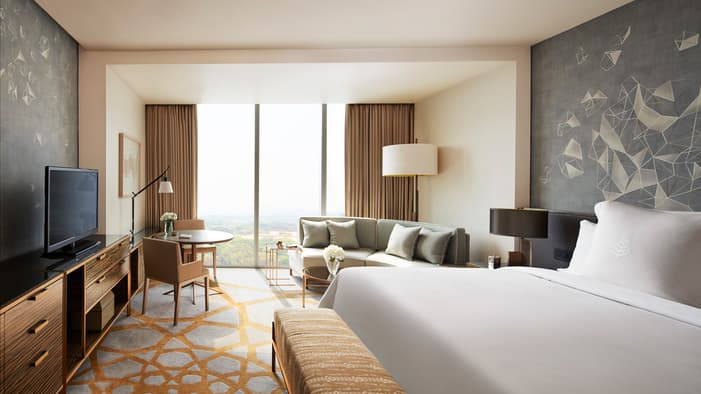 Four Seasons Hotel Bengaluru at Embassy ONE Bedroom Four Seasons Hotel Bengaluru at Embassy ONE Bedroom