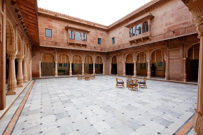 Lallgarh Palace Bikaner- corridors