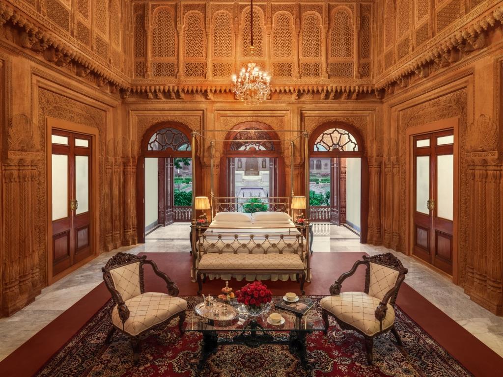 Laxmi Niwas Palace Room3