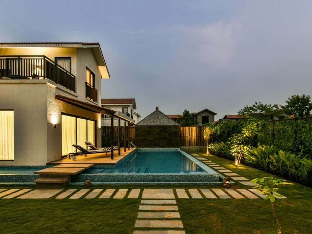 U Tropicana, Alibaug