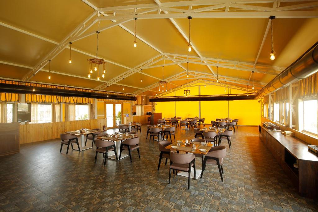 Buffets Area Inside View Buffets Area Inside View