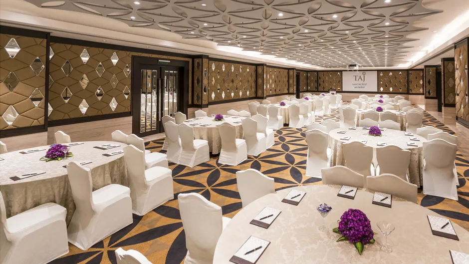 Taj Santacruz Mumbai Dining