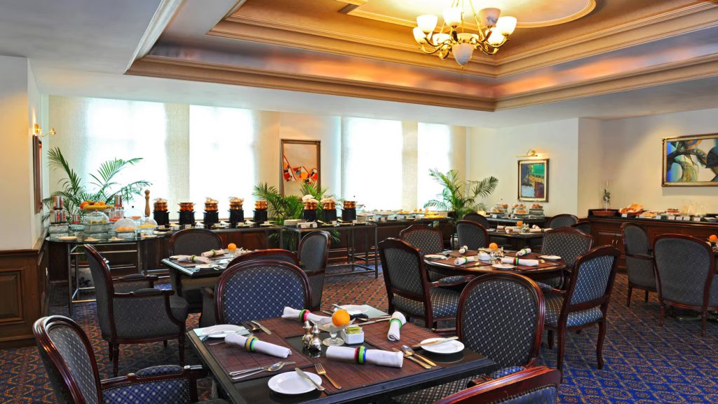 Le Royal Meridien, Chennai Dining View
