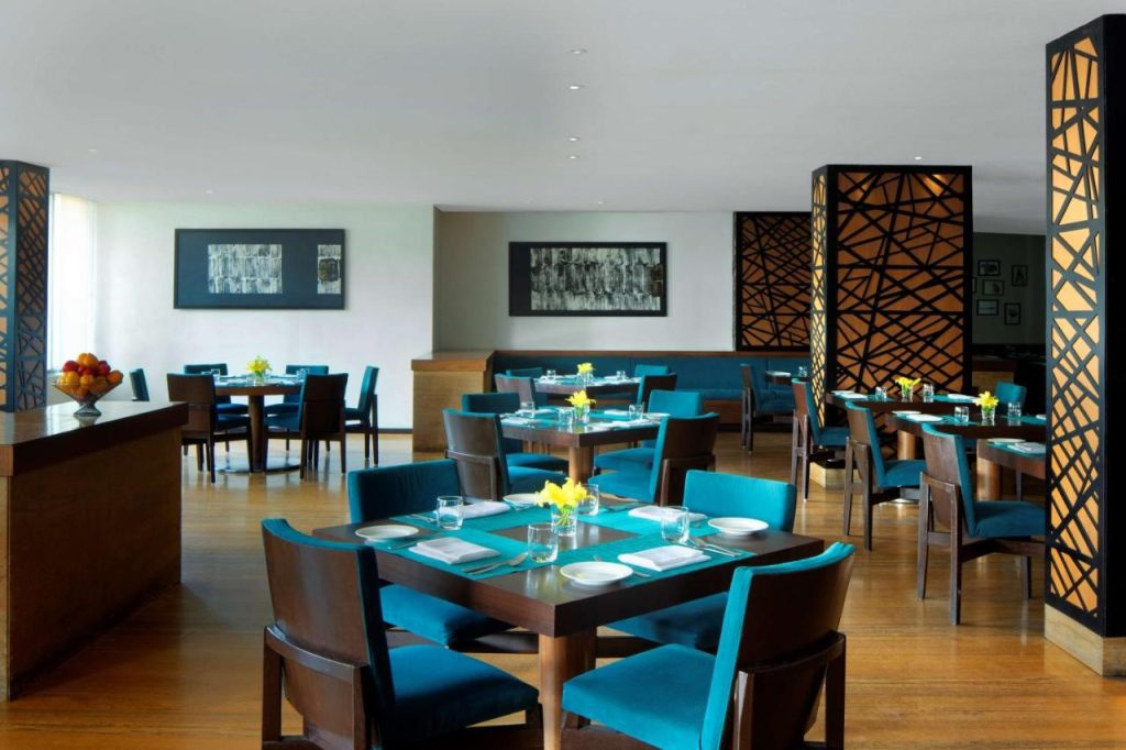 Radisson Blu Plaza Hotel, Hyderabad Banjara Hills Restaurant