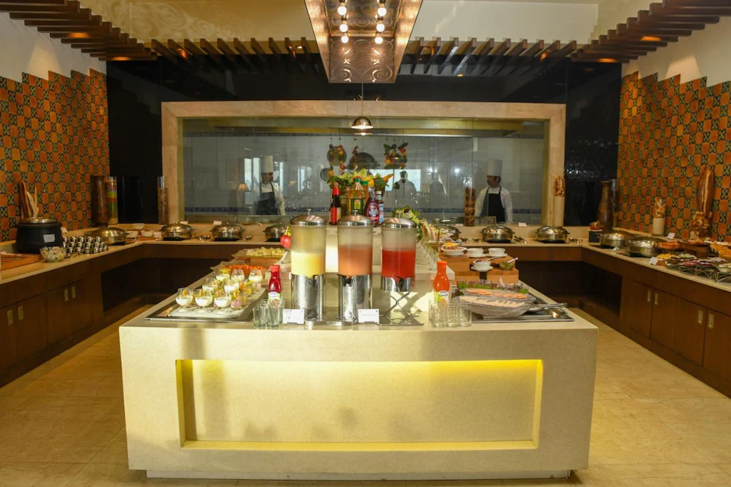 Royal tulip luxury Hotel - Restuarant