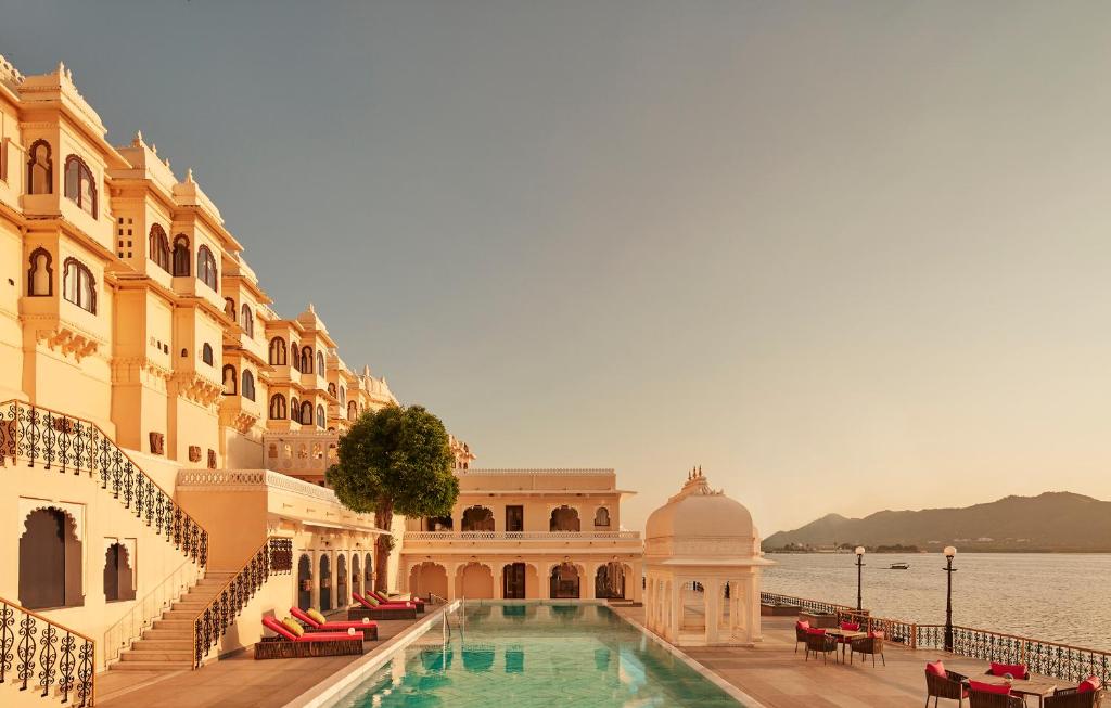Taj Fateh Prakash Palace, Udaipur Taj Fateh Prakash Palace, Udaipur