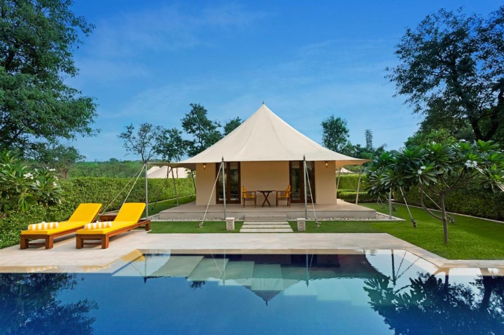 The Oberoi Sukhvilas Spa Resort Chandigarh Pool Area