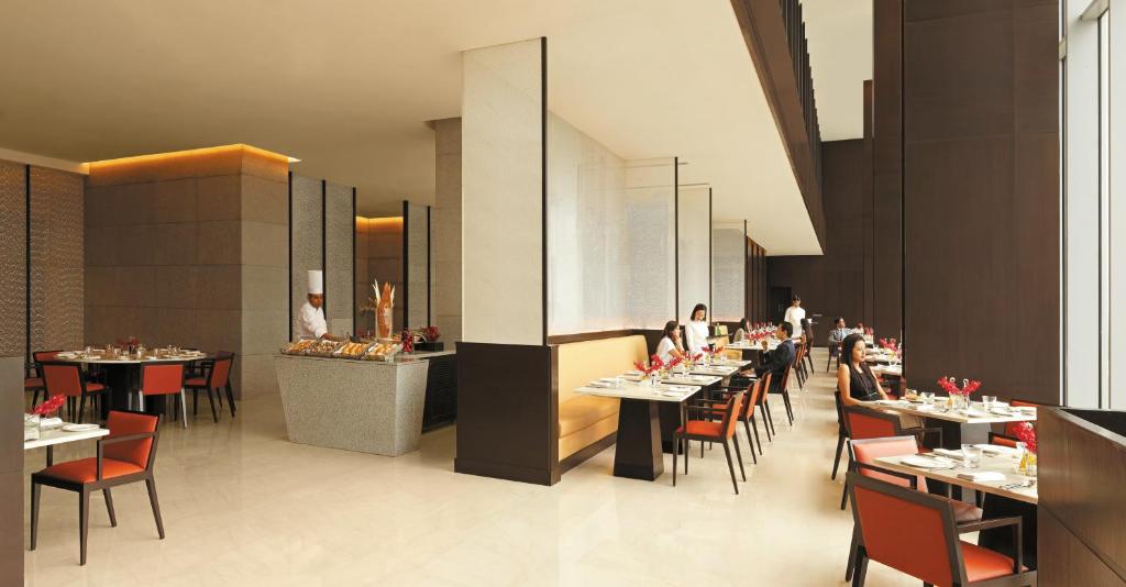 Trident Hyderabad Outsite Sitting Area