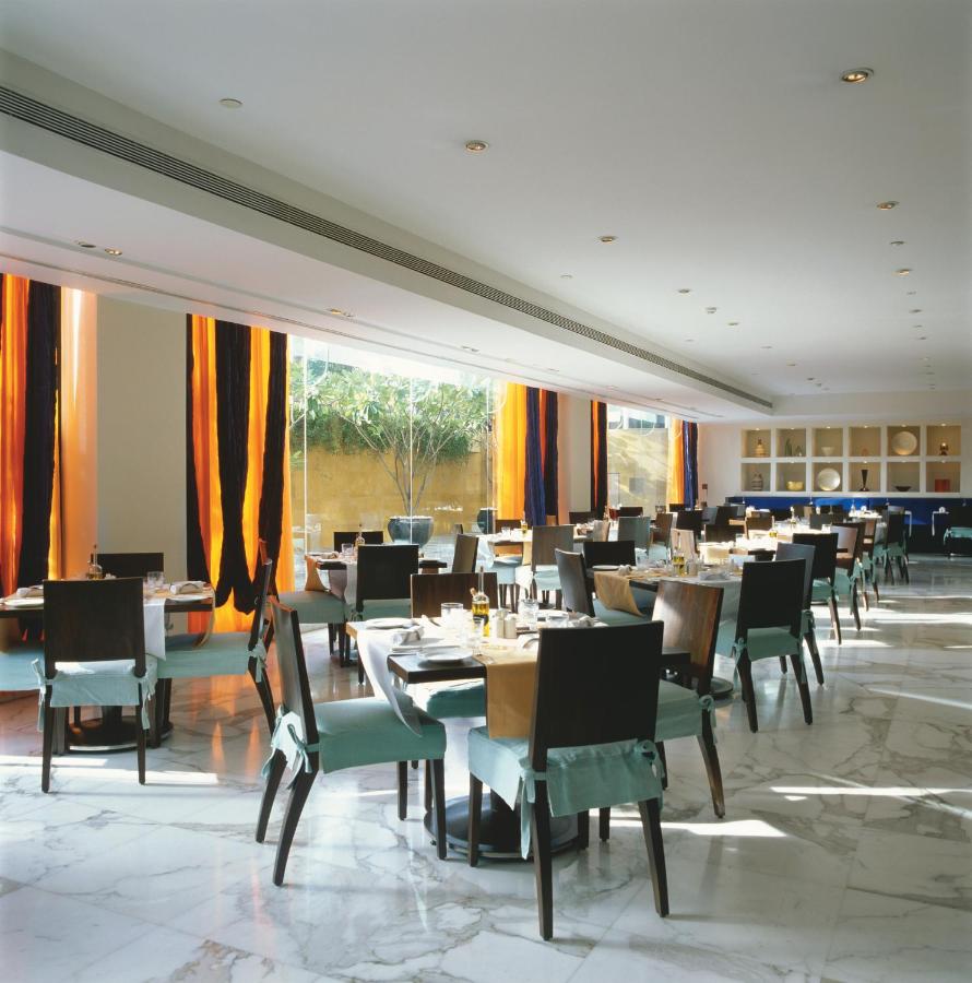 Trident Nariman Point, Mumbai- dining area