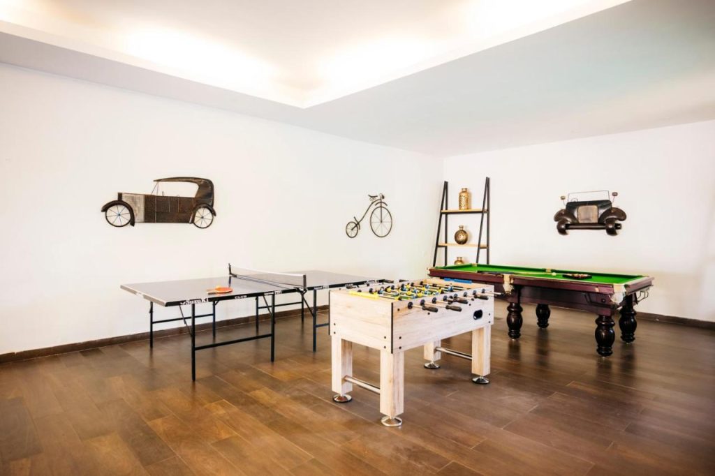 Westin, Pushkar- games room
