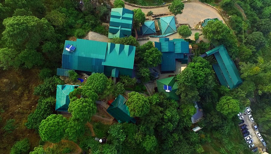 Winnies Holiday Resort & Spa, Kasauli Outside View