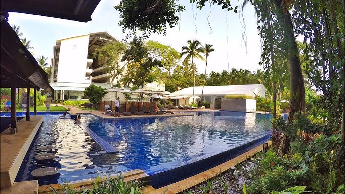 Novotel Resort & Spa Goa Pool