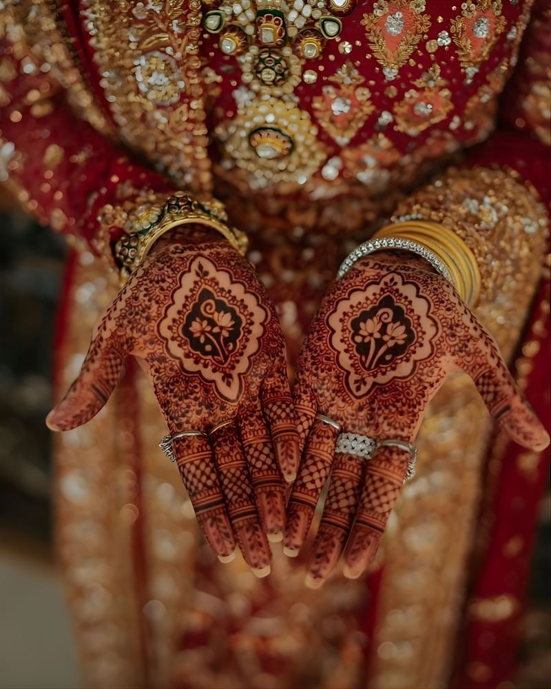 Crystal studded bridal mehndi designs for luxury weddings