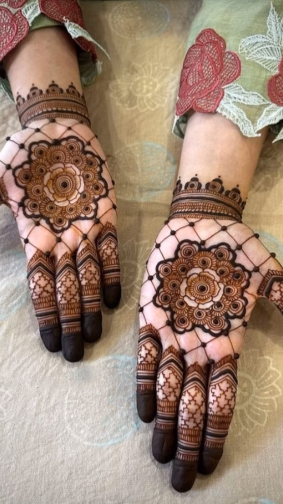 Karwa Chauth Simple Mehndi Front Hand Quick Design