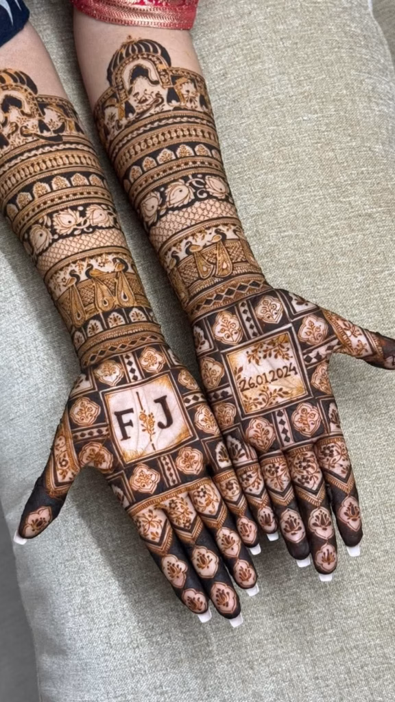 custom-name-date-mehndi