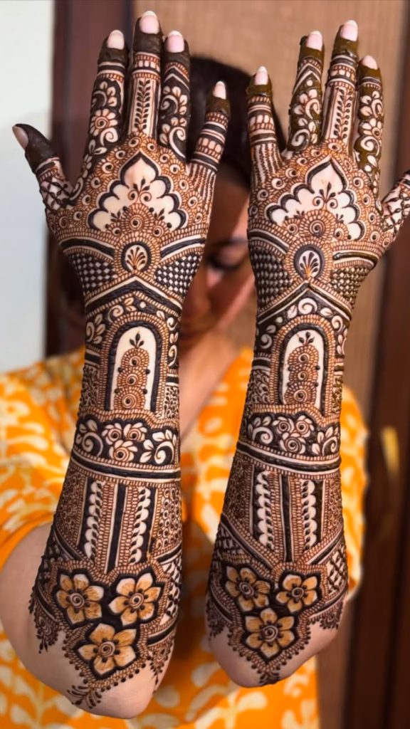 indian-traditional-bridal-mehndiBridal Mehndi